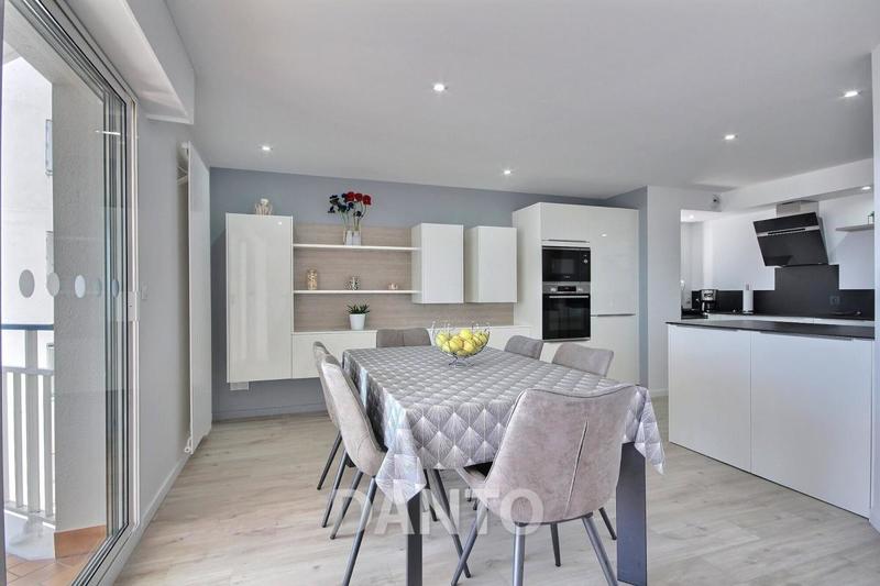 Appartement - 81 m² - 3 pièces