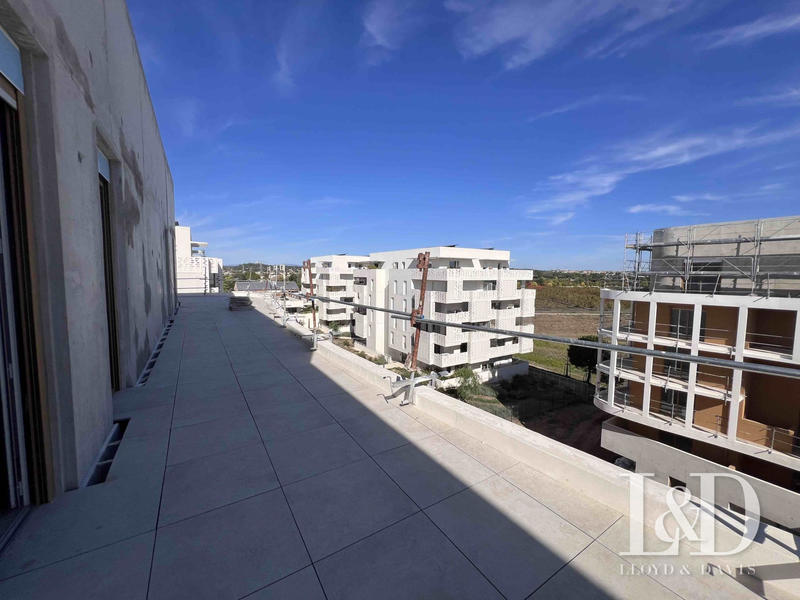 Appartement - 75 m² - 3 pièces