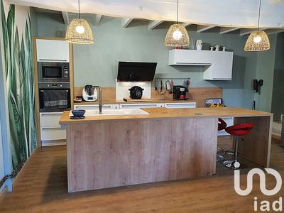 Maison - 250 m² - 7 pièces