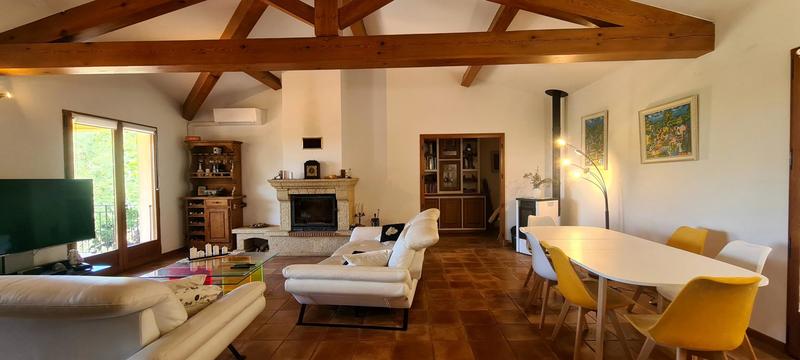 Maison - 144 m² - 5 pièces