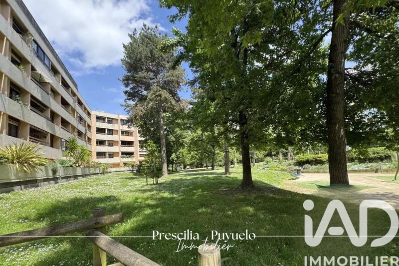 Appartement - 83 m² - 3 pièces