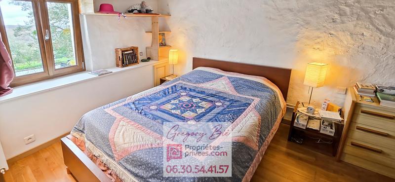 Maison - 250 m² - 10 pièces