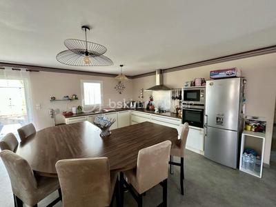 Maison - 154 m² - 7 pièces