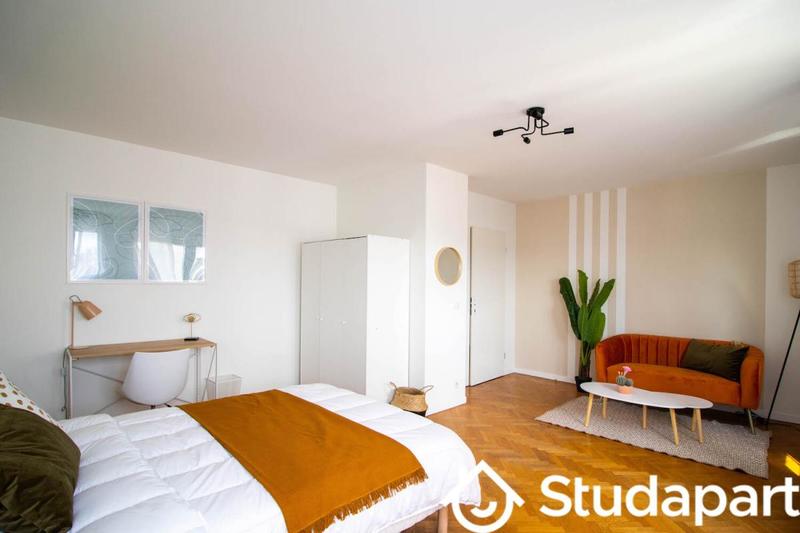 Chambre - 15 m² - 1 pièce