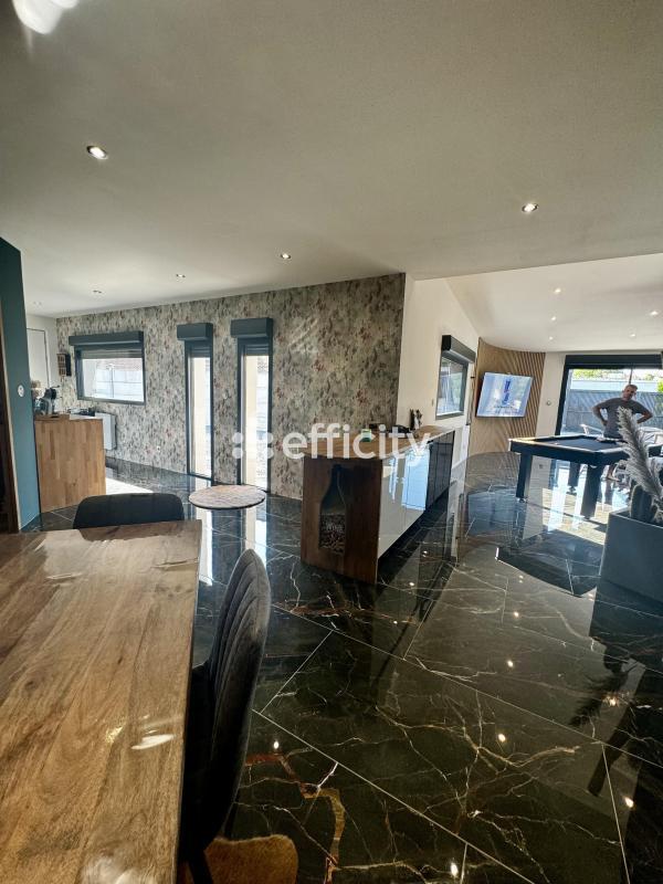 Maison - 90 m² - 3 pièces