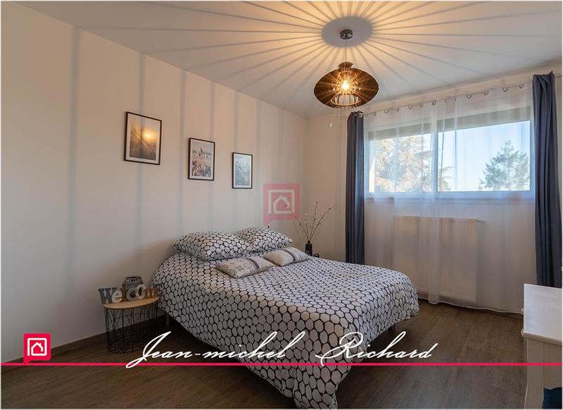 Maison - 510 m² - 13 pièces