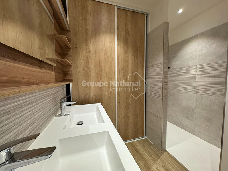 Appartement - 94 m² - 4 pièces