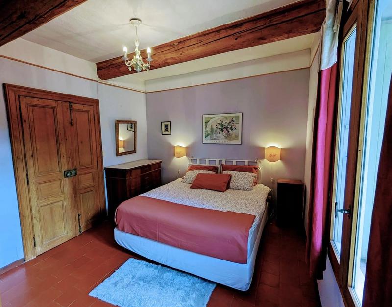 Maison - 200 m² - 10 pièces