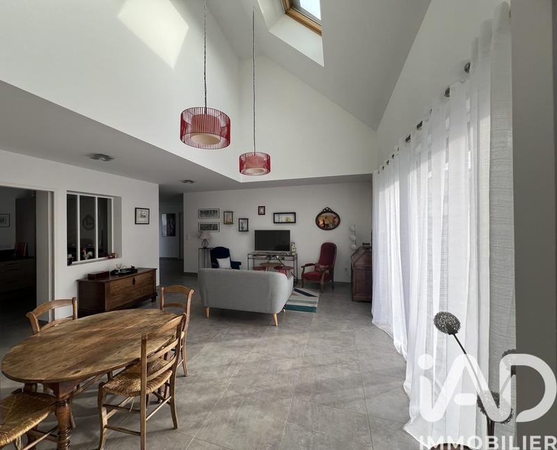 Maison de maîtres - 103 m² - 4 pièces