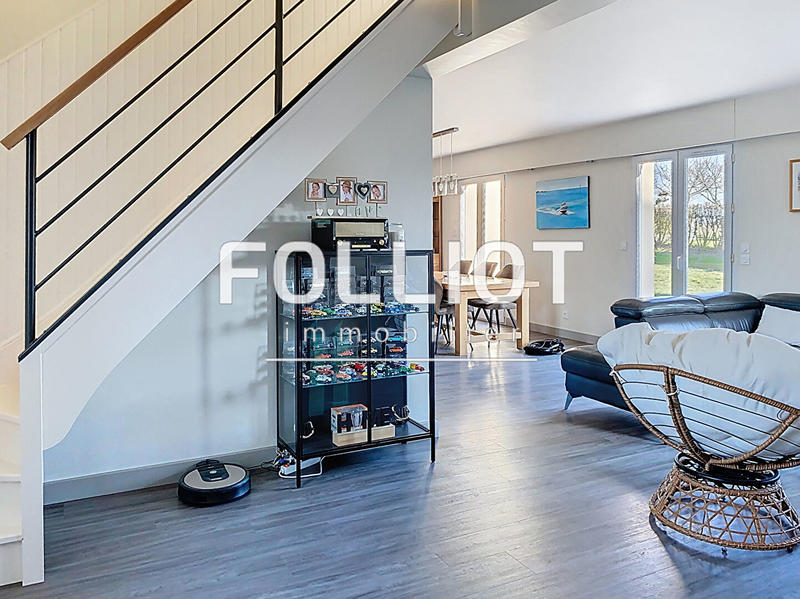 Maison - 155 m² - 6 pièces