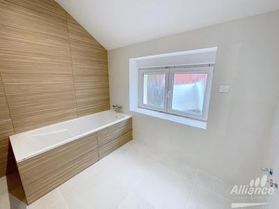 Appartement - 115 m² - 5 pièces