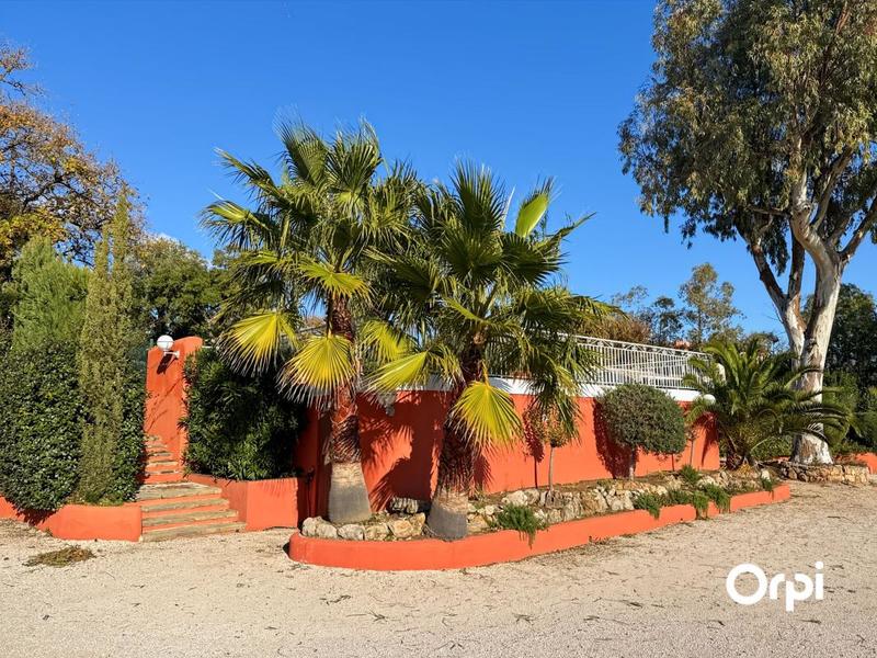 Mas - 61 m² - 3 pièces