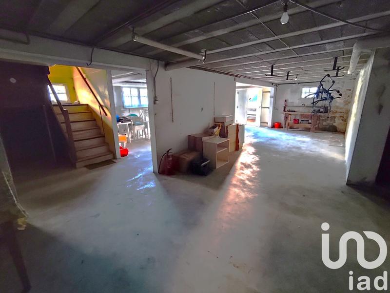 Maison - 140 m² - 8 pièces