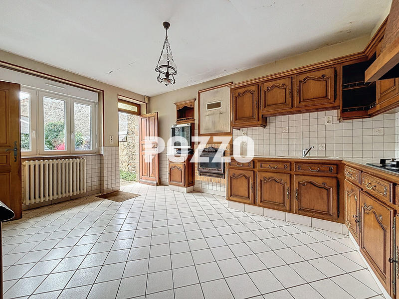 Immeuble - 164 m² - 6 pièces