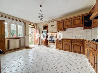 Immeuble - 164 m² - 6 pièces