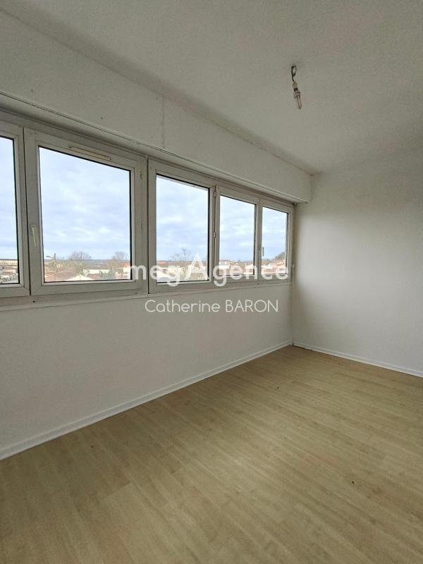 Appartement - 82 m² - 4 pièces