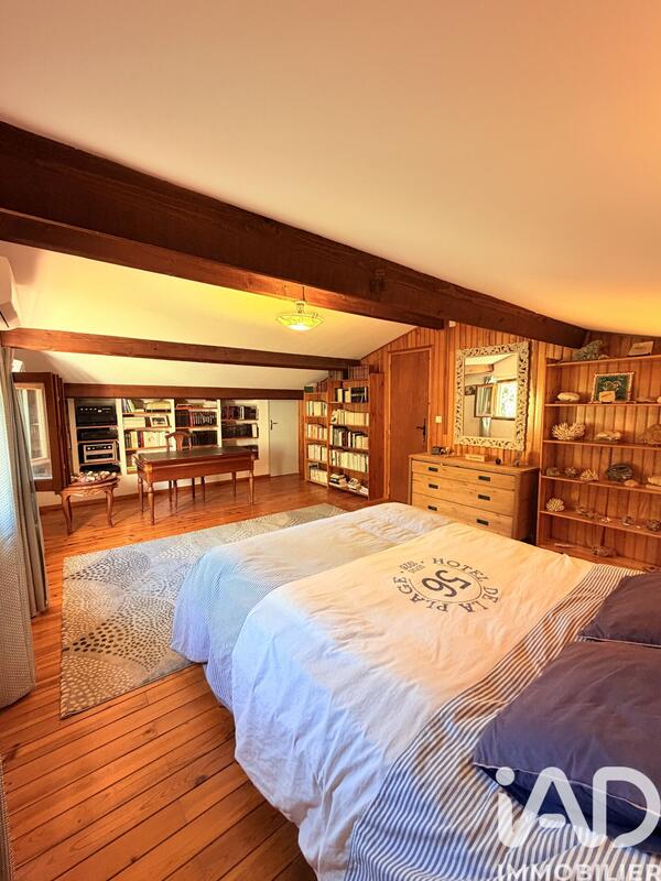 Maison - 163 m² - 8 pièces