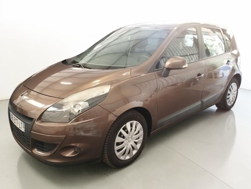 Renault Scénic III 1.5 Dci 110 Expression 5p