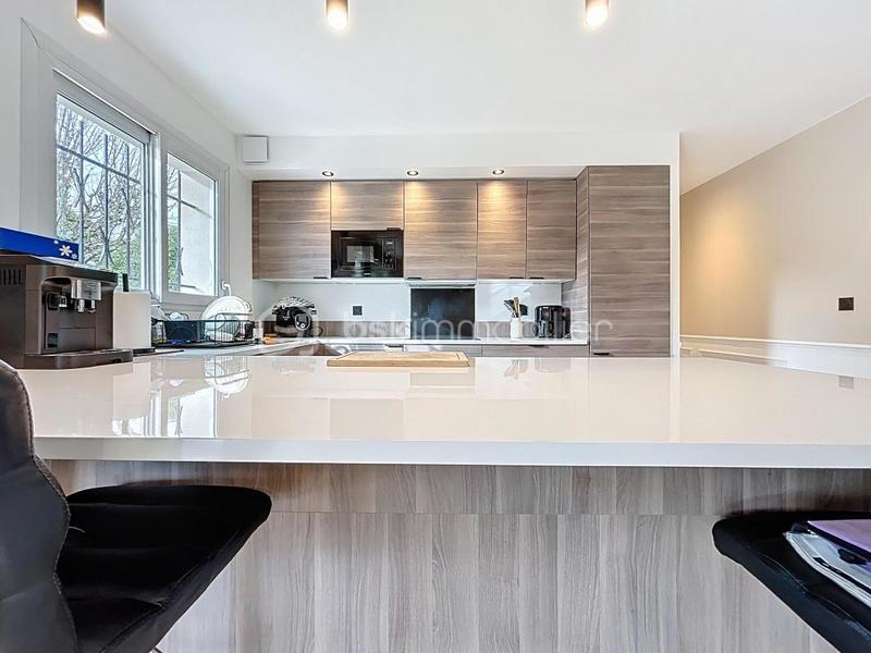 Maison - 110 m² - 4 pièces