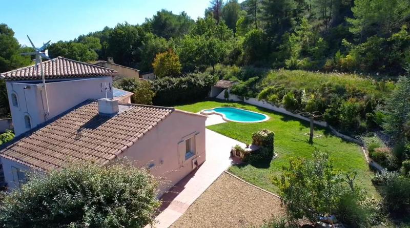 Villa - 289 m² - 7 pièces