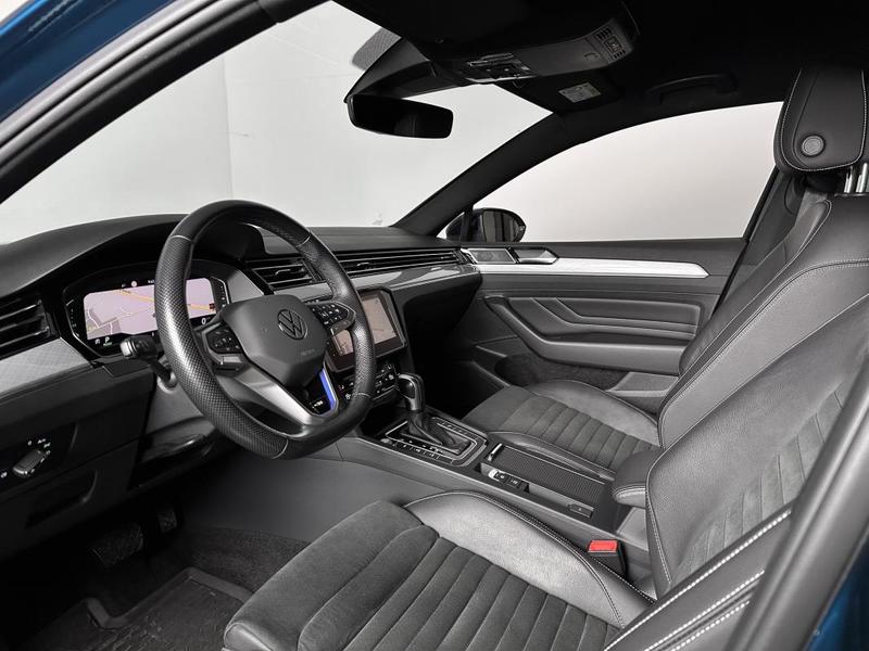 Volkswagen Passat Sw R-Line Gte 218ch Dsg Hybride Rechargeable Ja18p Regul Acc Camera Iq.Light Gps