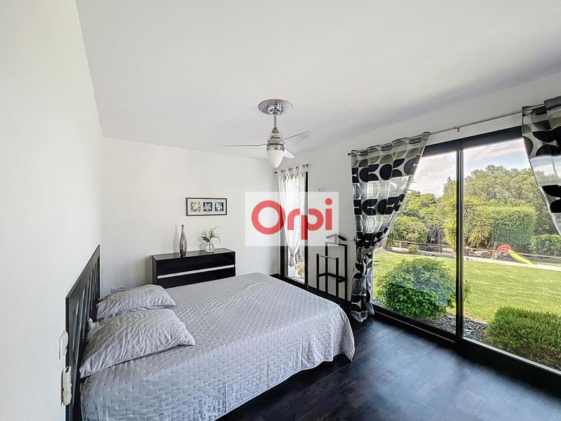 Villa - 169 m² - 5 pièces