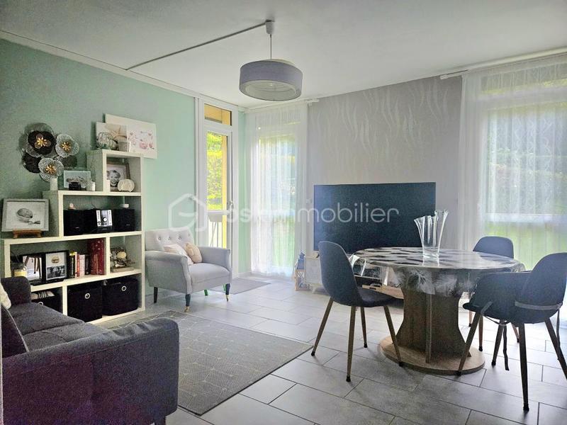 Appartement - 64 m² - 3 pièces