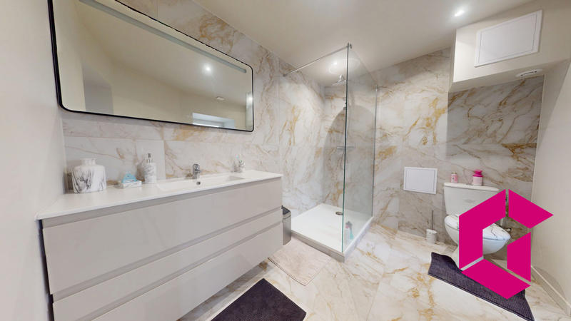 Maison - 110 m² - 4 pièces