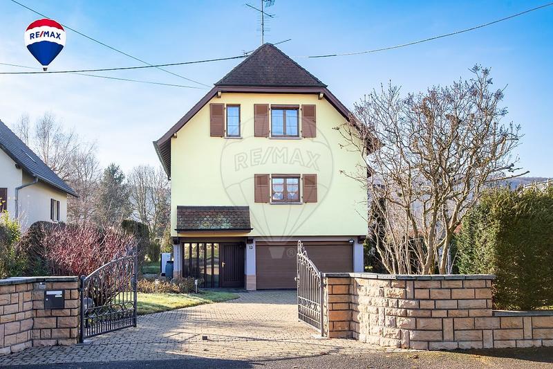 Maison - 138 m² - 5 pièces