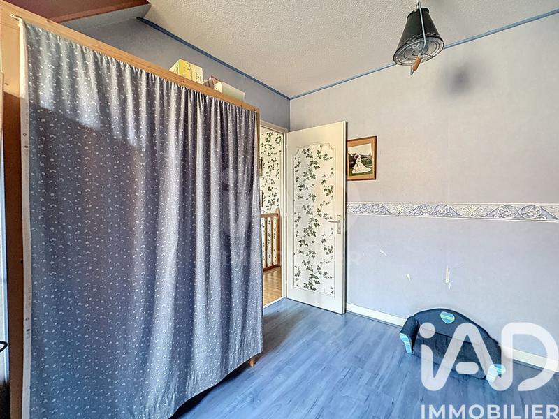 Maison - 200 m² - 7 pièces