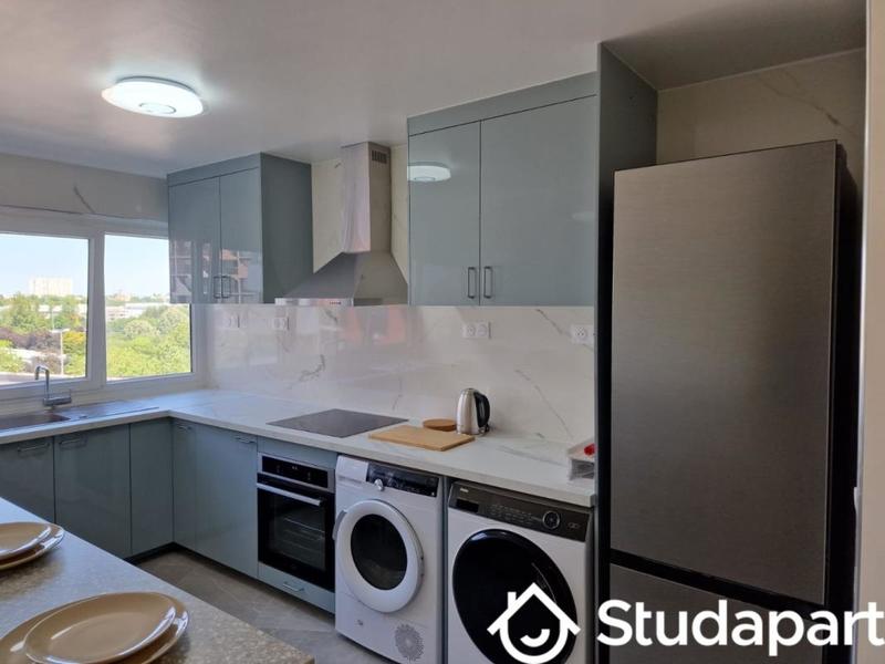 Chambre - 14 m² - 1 pièce