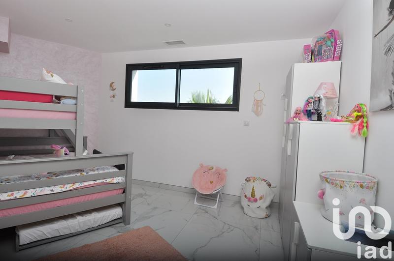 Maison - 246 m² - 5 pièces