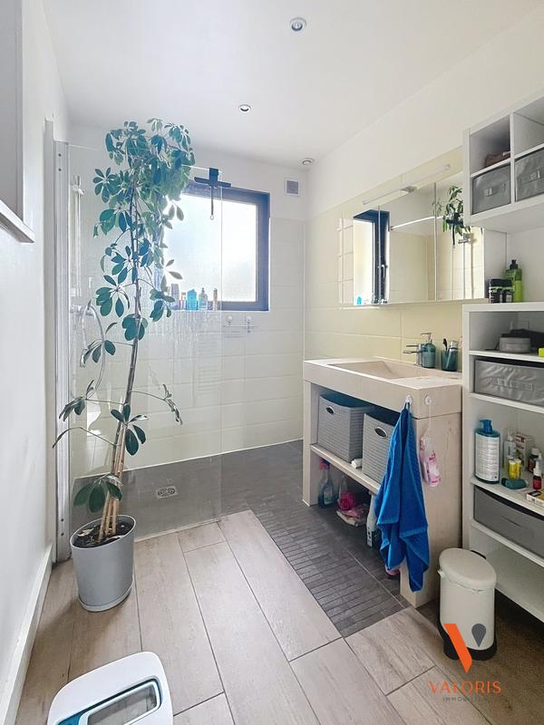 Maison - 171 m² - 6 pièces