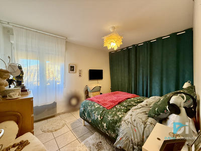 Immeuble - 272 m² - 12 pièces