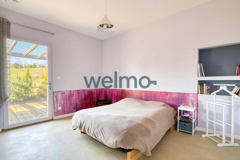 Maison - 360 m² - 10 pièces