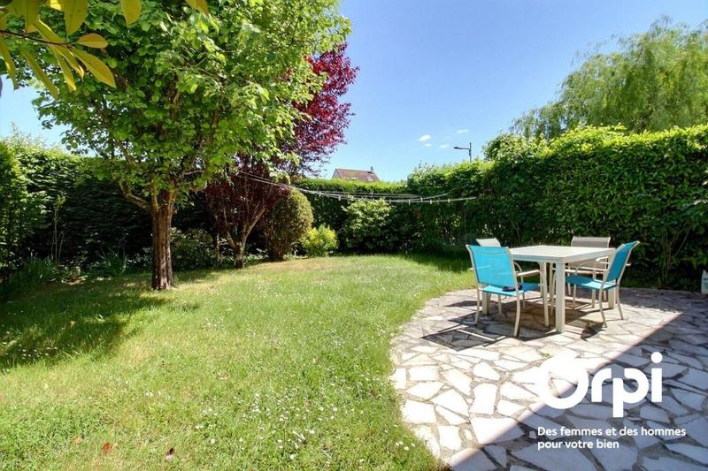 Maison - 105 m² - 5 pièces