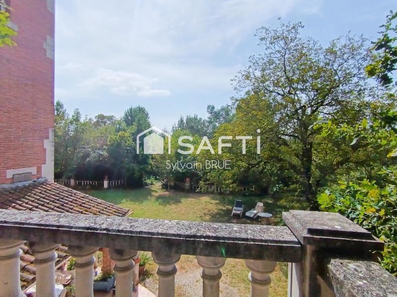 Château - 433 m² - 12 pièces