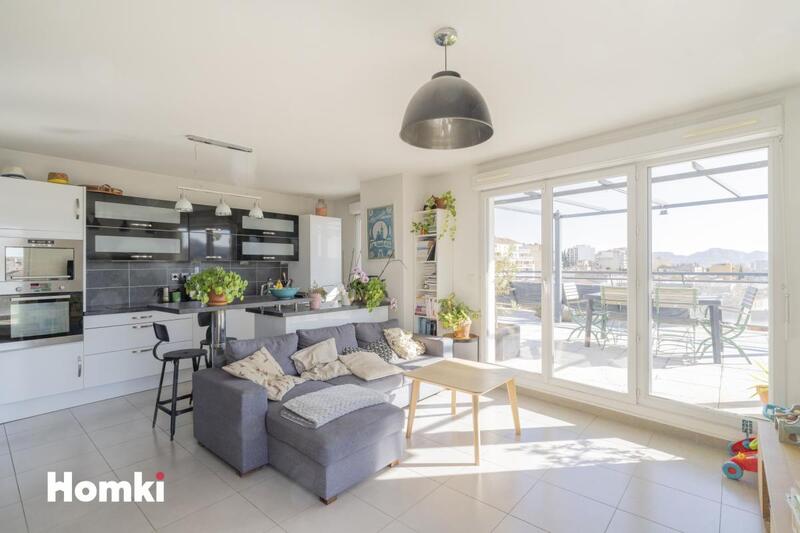 Appartement - 75 m² - 3 pièces