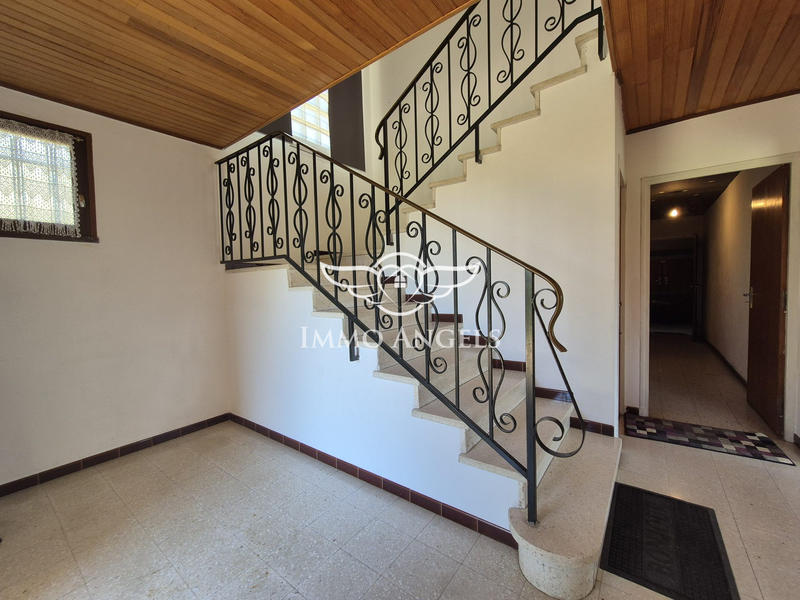 Maison traditionnelle - 154 m² - 6 pièces