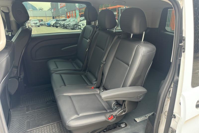 Mercedes Vito Mixto 190 Cdi 4x4 Long 4m