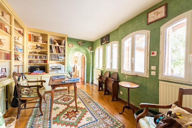 Maison ancienne - 300 m² - 8 pièces