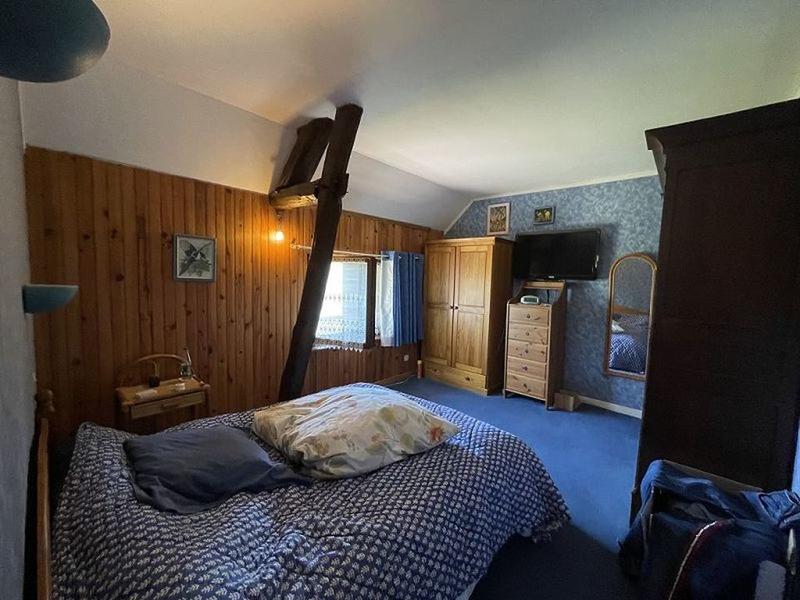 Maison traditionnelle - 158 m² - 7 pièces