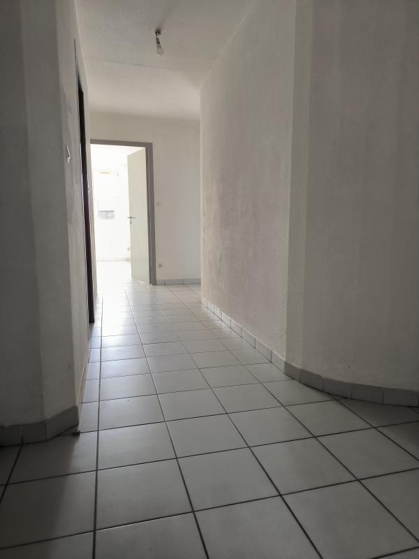 Appartement - 80 m² - 3 pièces