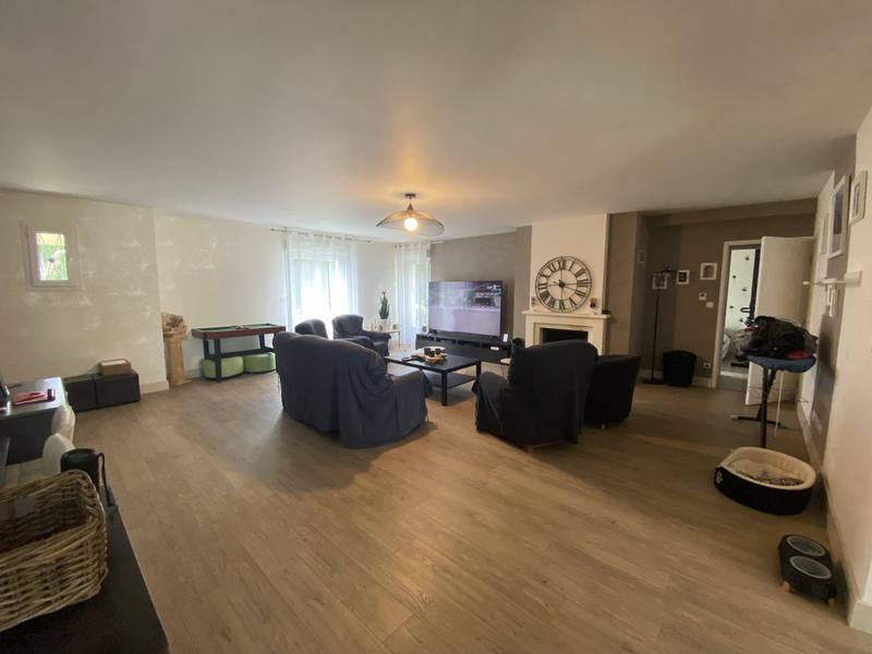 Maison traditionnelle - 170 m² - 7 pièces