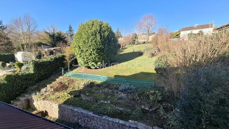 Maison - 192 m² - 9 pièces