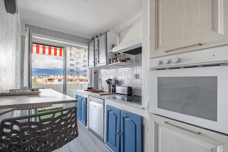 Appartement - 84 m² - 4 pièces