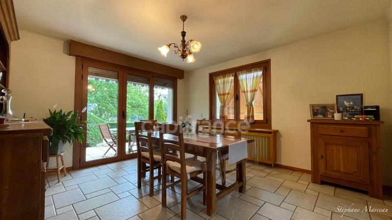 Maison - 158 m² - 6 pièces