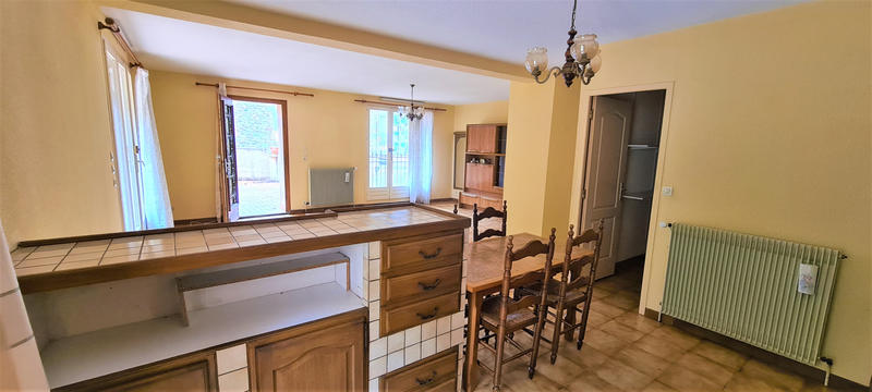 Maison - 98 m² - 5 pièces