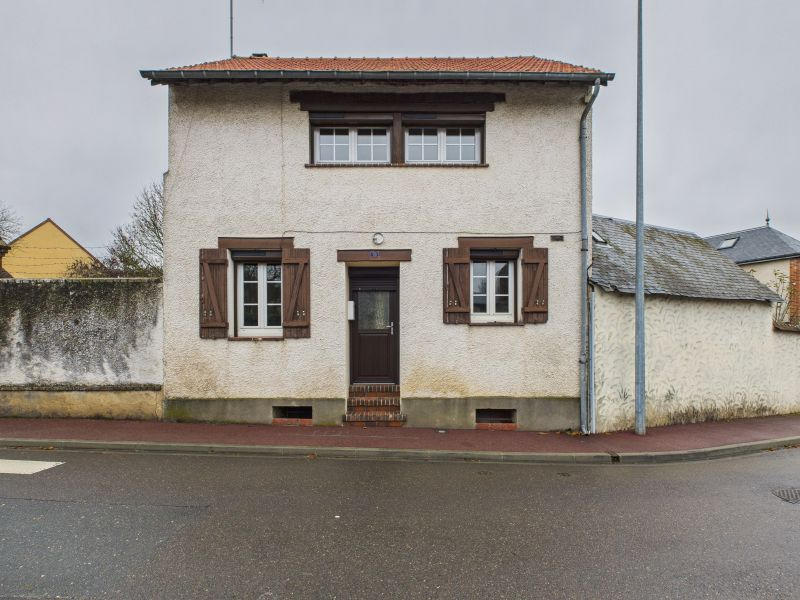 Maison - 75 m² - 5 pièces