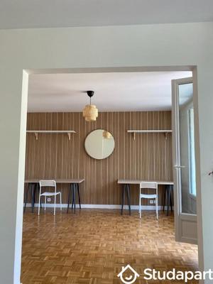 Chambre - 13 m² - 1 pièce